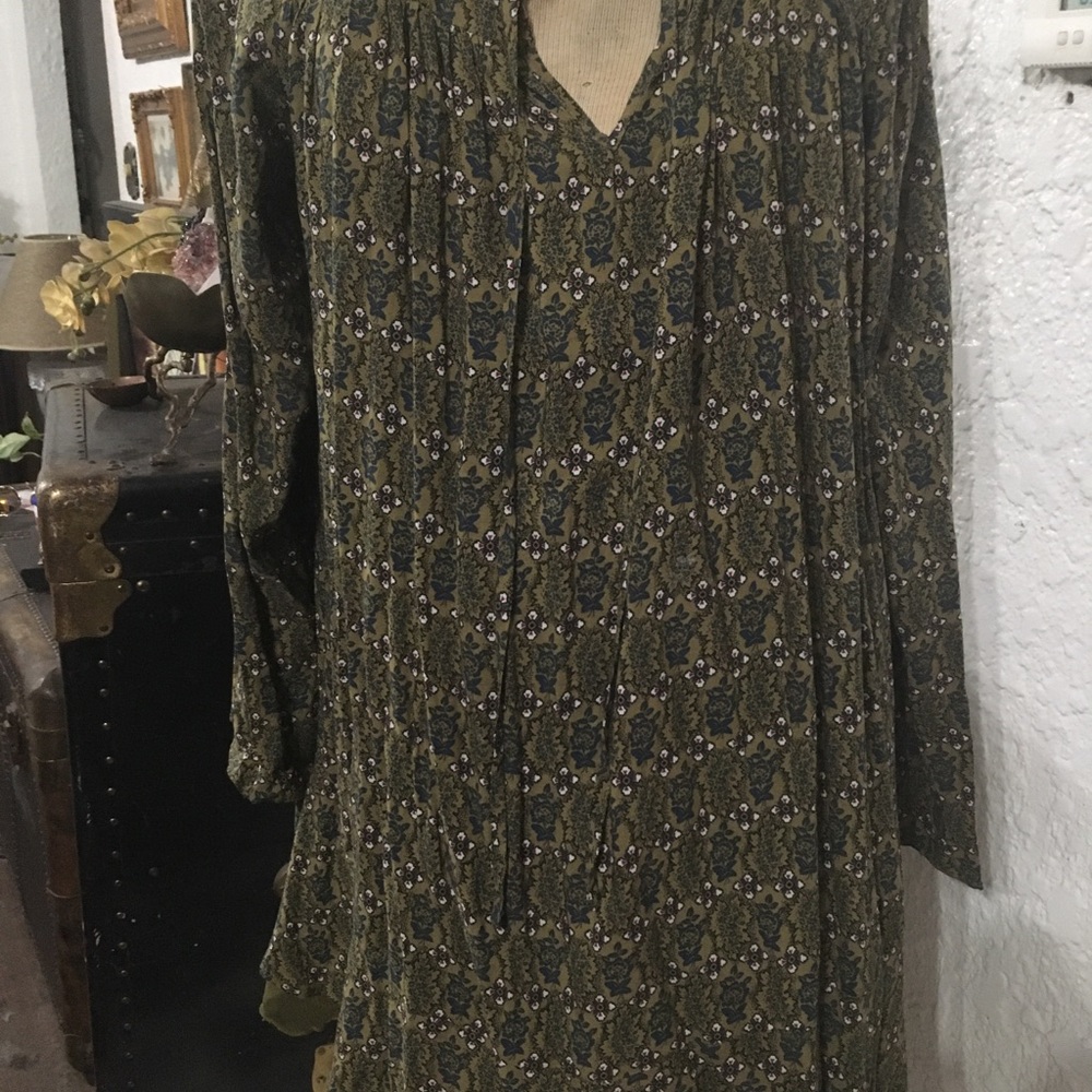 Easel boho‎ style floral tunic